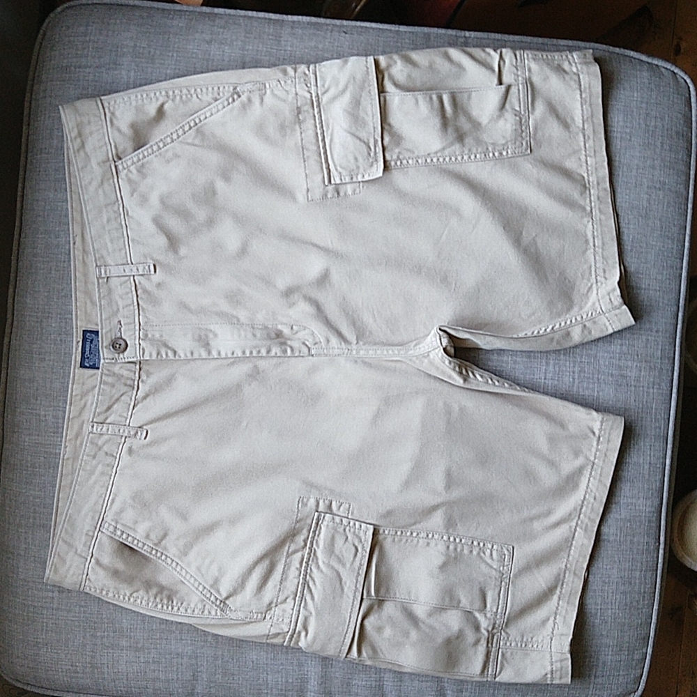 Levi Strauss & Co. Tan Cargo Shorts Men's 40